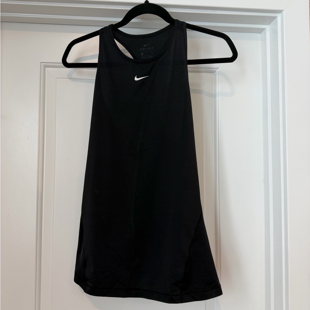 Nike Women's Black Sleeveless Top